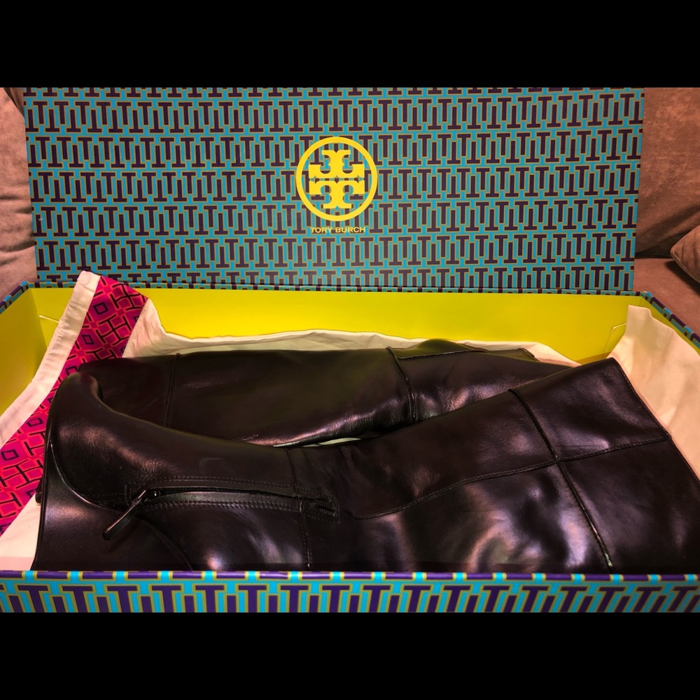 WORN TWICE!! Tory Burch LINNETT 100MM Wedge Boot!
